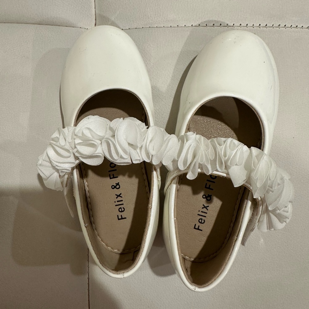 White Kids Shoes wedding, dress shoes 8M